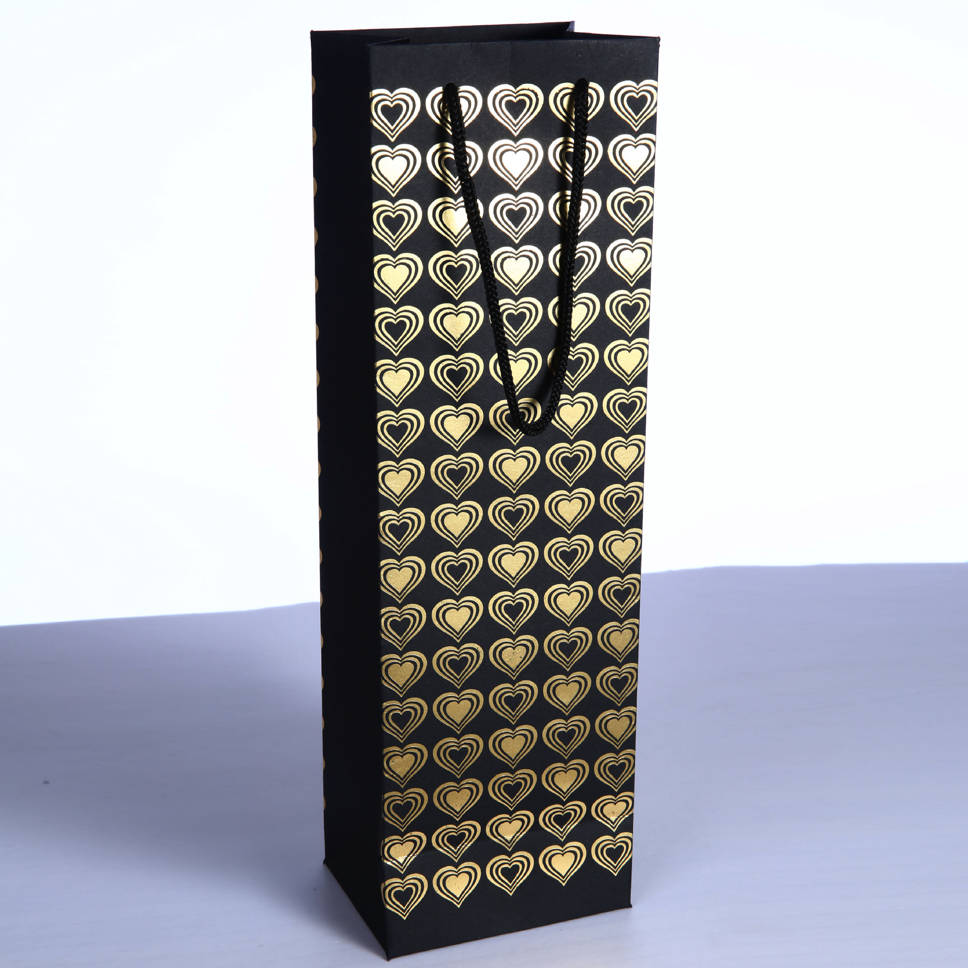 黑卡烫金酒袋现货供应 纸质手提袋  纸质酒袋子  纸质手提礼品袋