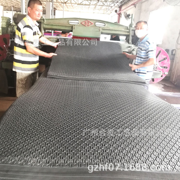 厂家长期供货EVA发泡片材 黑色EVA骨头纹卡通拖鞋底鞋材6-7MM厚