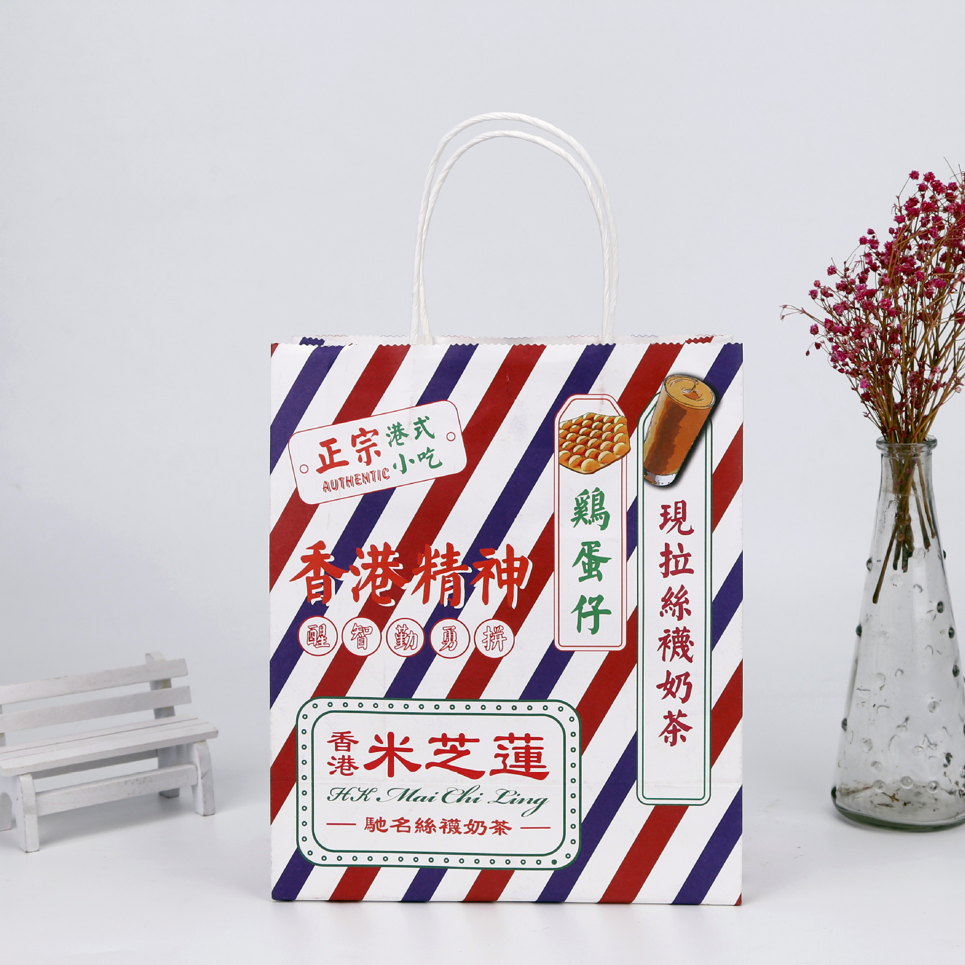 厂家直供中高档品牌服装包装纸袋 时尚服装购物加厚手提纸袋定 做