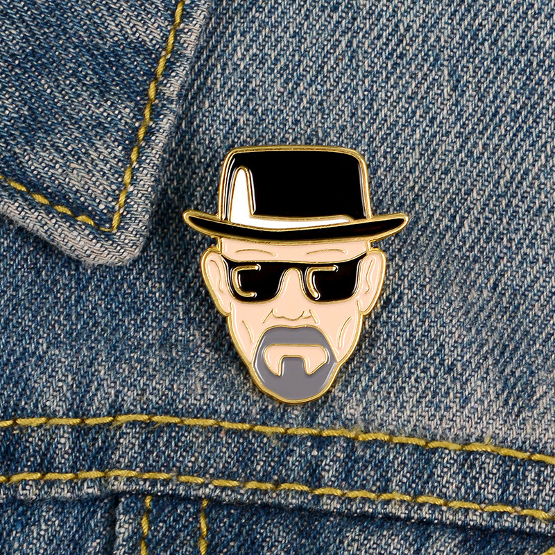 New European and American movie peripheral badges Breaking Poison Master Watt Walter avatar cartoon brooch spot wholesale