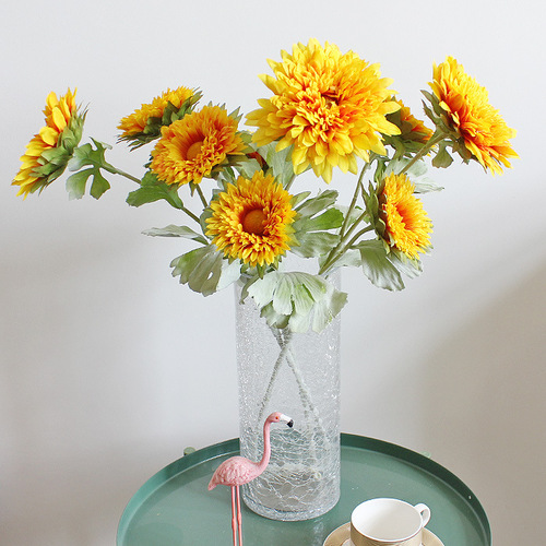 Artificial Sunflower European Style Bunch of Sunflowers Silk Flowers Fake Flowers Dried Flowers Decorative Hand Bouquet Wedding Bridal Decoration Manufacturer