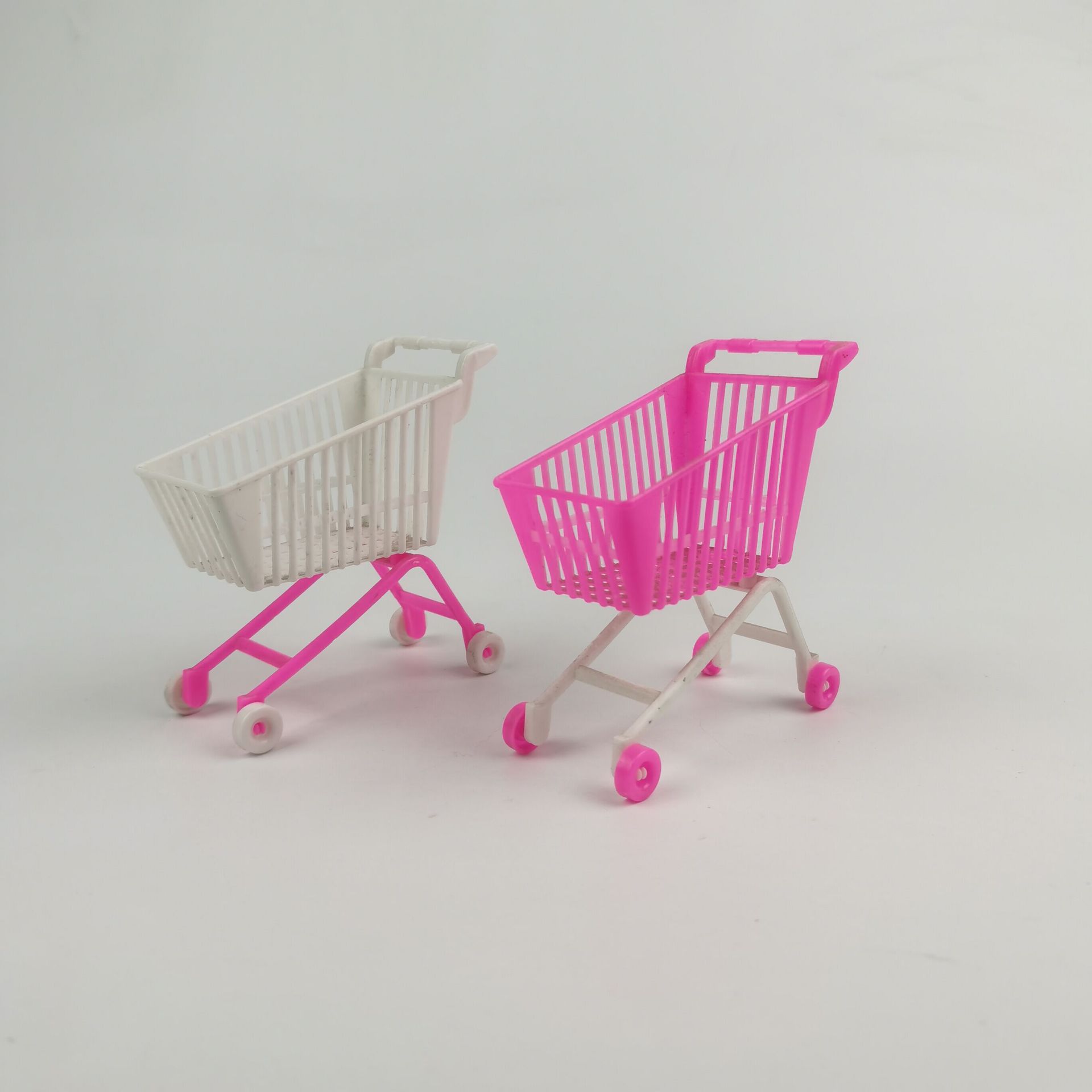 Doll accessories supplied directly by Kelly Guoguojia supermarket shopping cart plastic toy accessories manufacturer