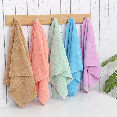 Manufacturer wholesale coral velvet children's face washcloth kindergarten hand towel bear gift square small towel