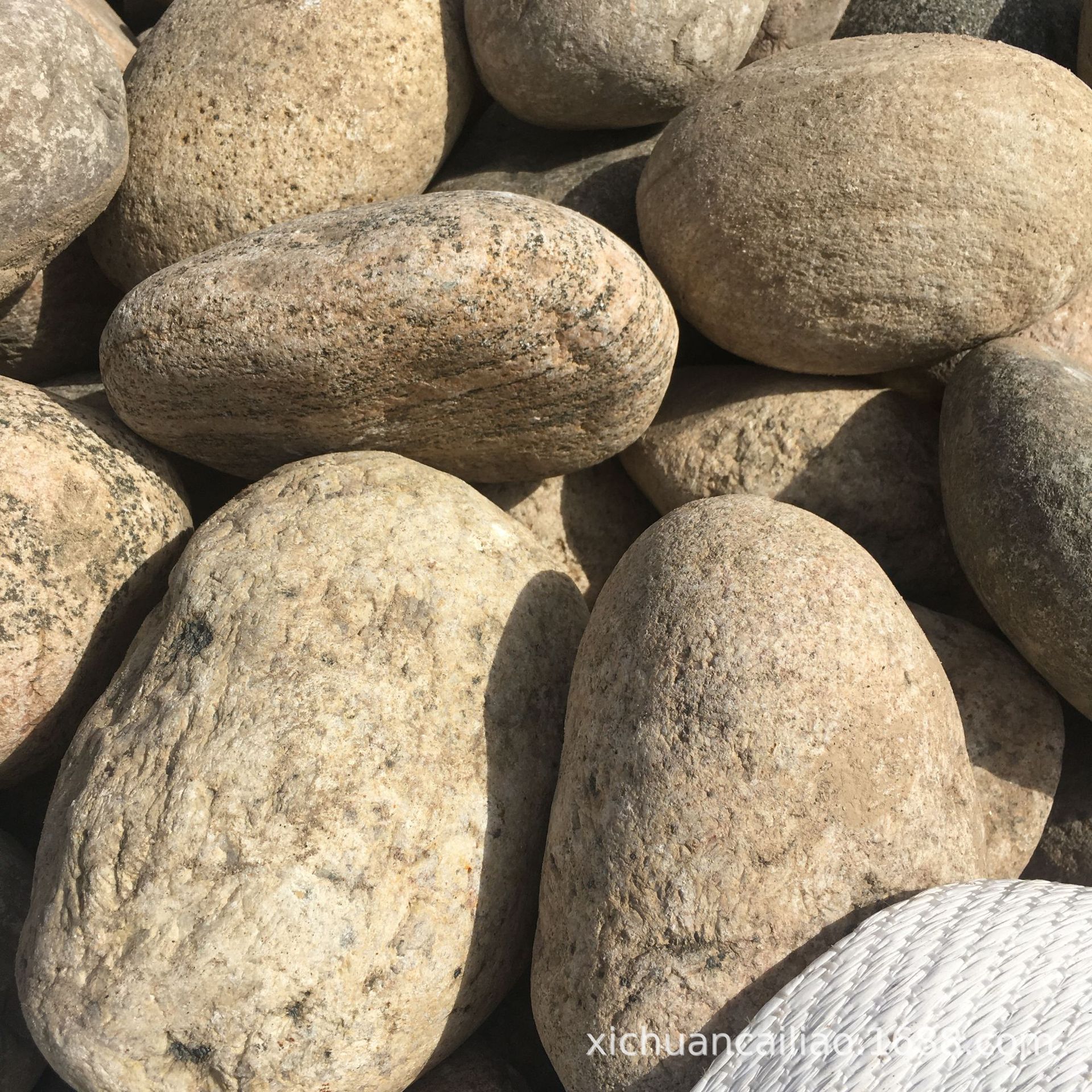 矿区批发污水处理级鹅卵石 河卵石 铺路鹅卵石 变压器级鹅卵石