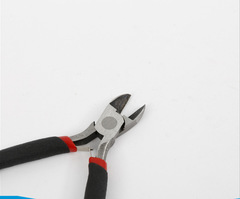 Factory supply 4.5 inch slant nose pliers mini pliers jewelry accessories handmade pliers slant nose pliers 