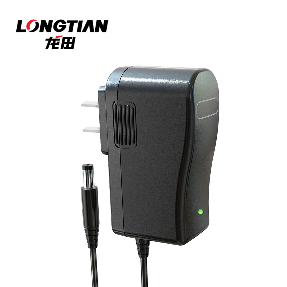 12.6v1a锂电池充电器18650聚合物电池发热服发热床充电器CCC认证