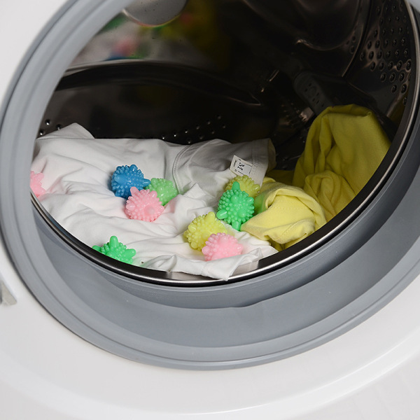 Laundry ball for laundry