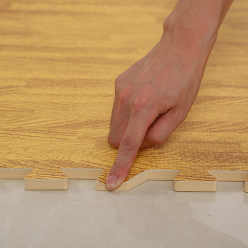 Factory-wholesale wood-grain foam floor mats—thickened crawling mats for kids, bedrooms, and living rooms; EVA interlocking crawl mats.
