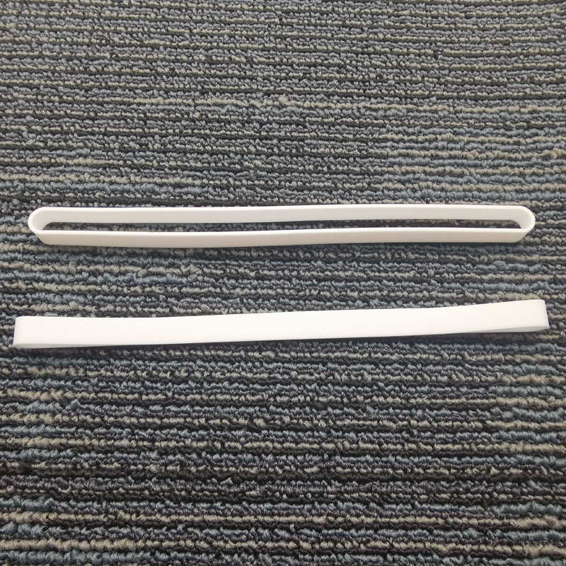 A06 # largo 135*7*1 en stock correa de libro de silicona elástica al por mayor 12 color lápiz caso correa de silicona