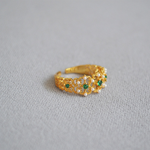 Vintage Western antique palace style carved lace emerald inlaid pearl ring index finger ring for women