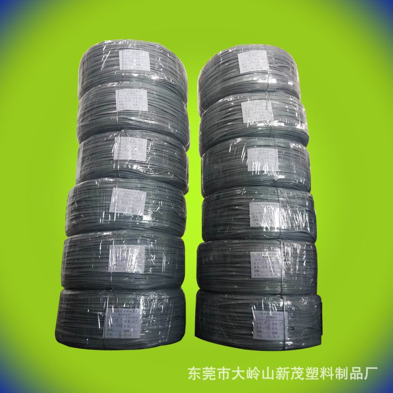 供应PVC黑色环保低毒胶芯、手袋辅料骨芯 填充胶绳