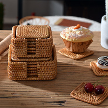 热卖批发越南秋藤编织点心蛋糕桌面收纳杯垫拍摄道具美式家具篮子