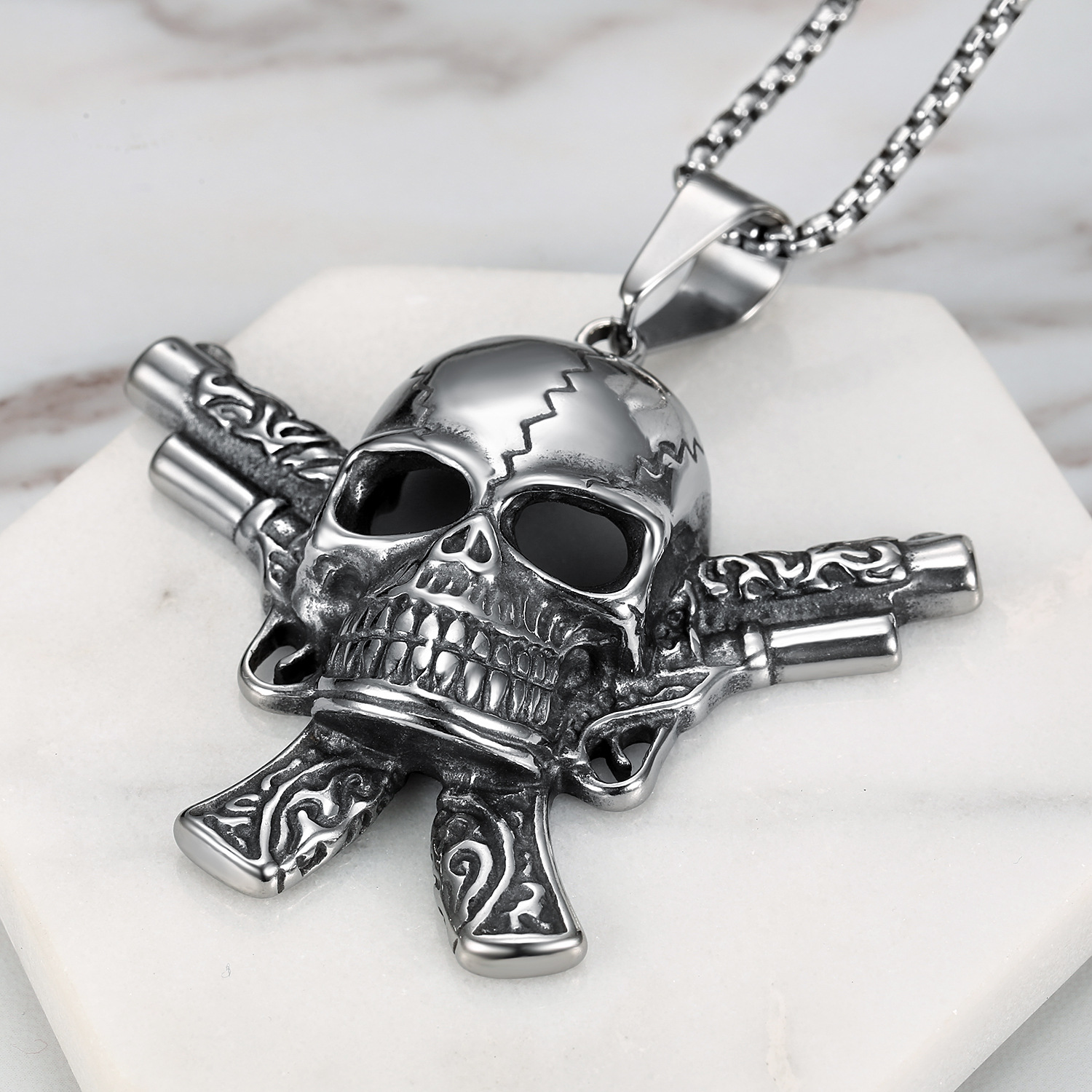 Pendant stainless steel