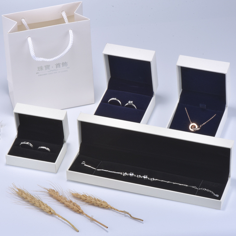 Guanming Jewelry Box Flip Hard Box Double Ring Pendant Necklace Gift Box Bracelet Earrings Jewelry Packaging Box