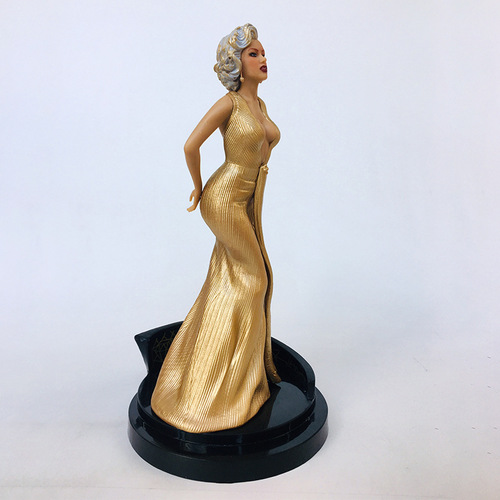 Marilyn Monroe 1/4 Scale Monroe Statue with Base, Female Handmade Model Cake Decor