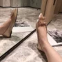 浅口尖头新娘中跟单鞋