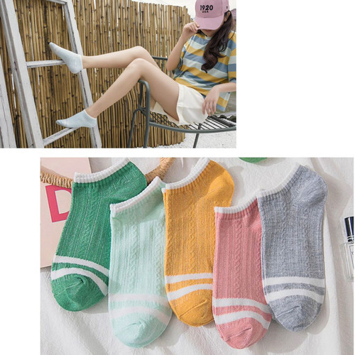 Spring and summer new style parallel bars smiling face short-tube women's socks, trendy casual cotton women's boat socks, street stall source socks