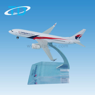 1/400 �R���T�bB737-800�ߙn���նYƷ�����տ͙C�w�C���ٔ[��