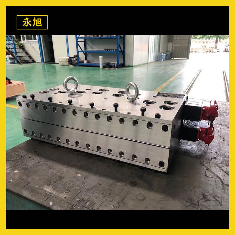 全自动熔喷布挤出机收卷设备 一次性口罩熔喷布挤出机模具批发