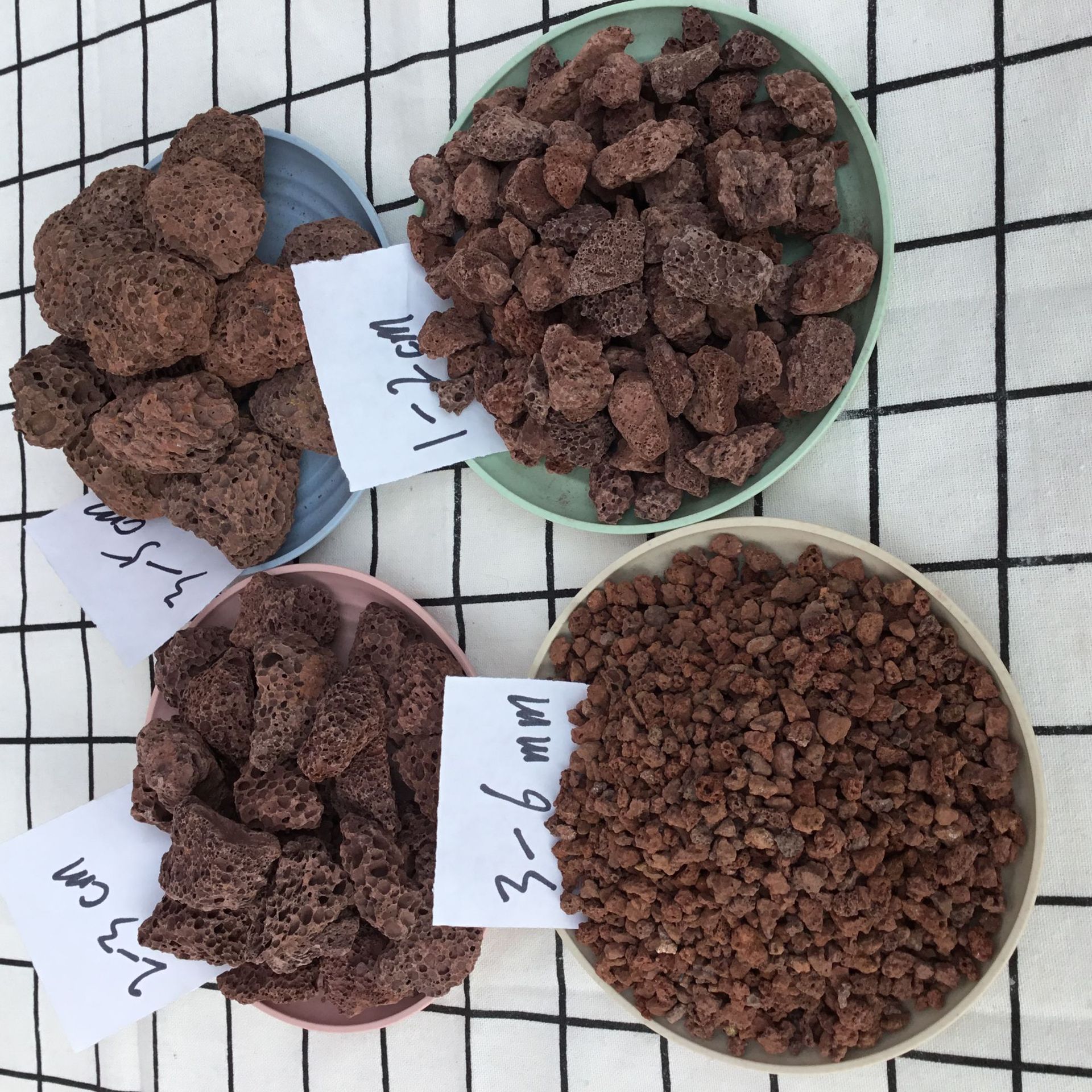 多肉种植用火山石多孔矿物假山造景型号齐全颗粒高纯度园艺造景