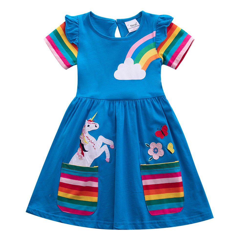 Estilo europeo y americano niñas manga corta vestido de unicornio verano nuevo bordado dos bolsillos Arco Iris manga S81035