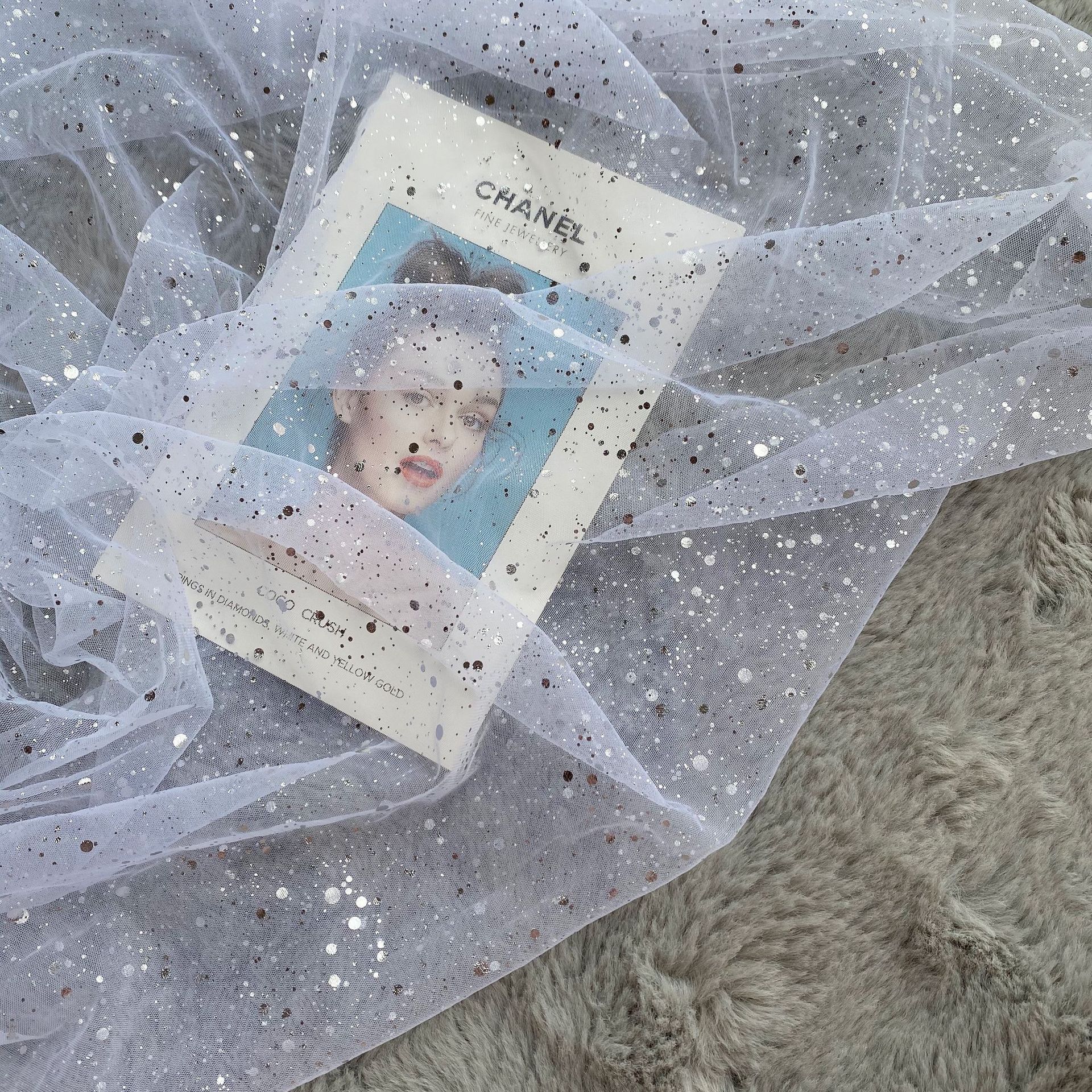 Nueva malla de malla especial belleza dorado plata estampado caliente tamaño los niños ropa gasa vestido boda hanfu artesanía tela al por mayor