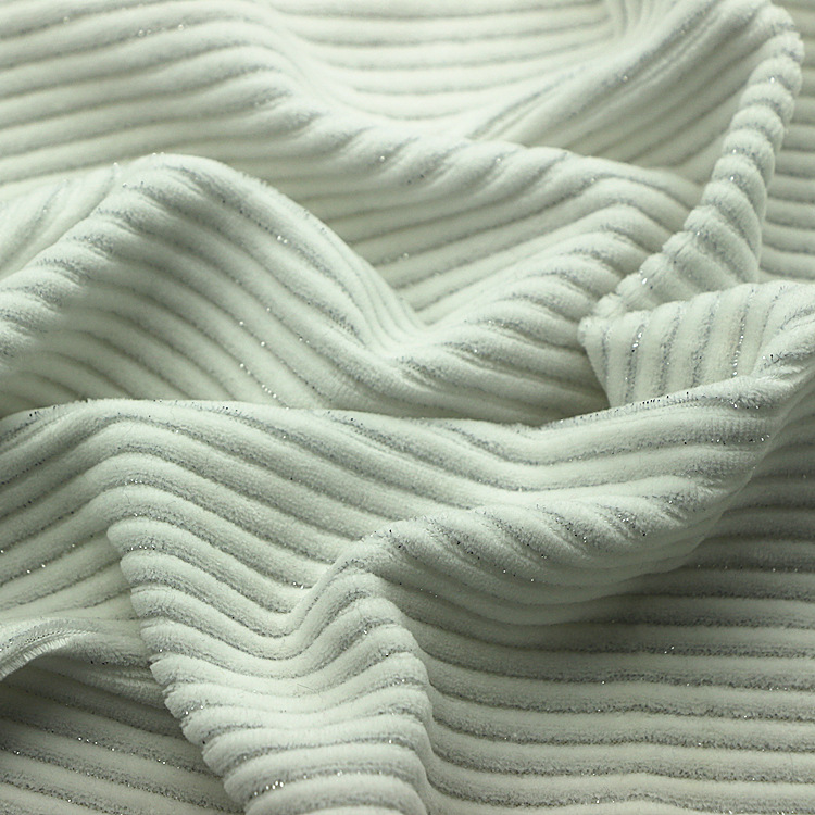 针织纬编运动夹克外套装面料CVC棉涤弹力金银丝氨纶抽条天鹅绒布