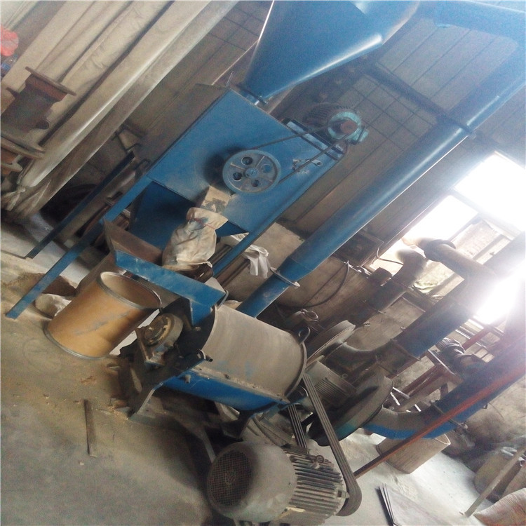 现货100目粉碎机 小型木材边角料树皮磨粉机