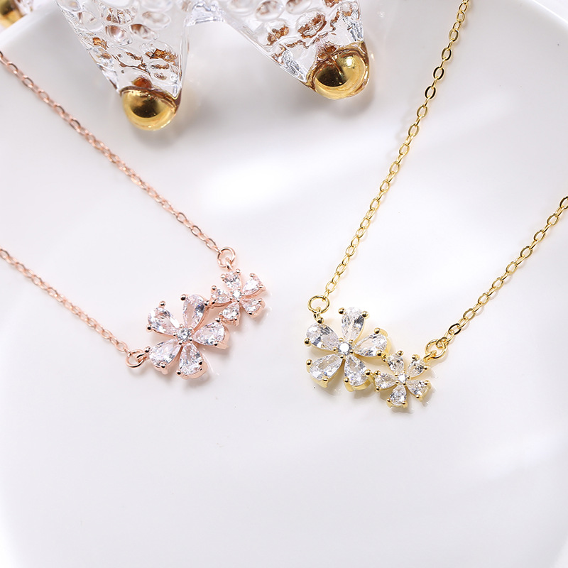 Wanying jewelry double Daisy necklace S925 sterling silver chrysanthemum clavicle chain net red with personality jewelry wholesale customization