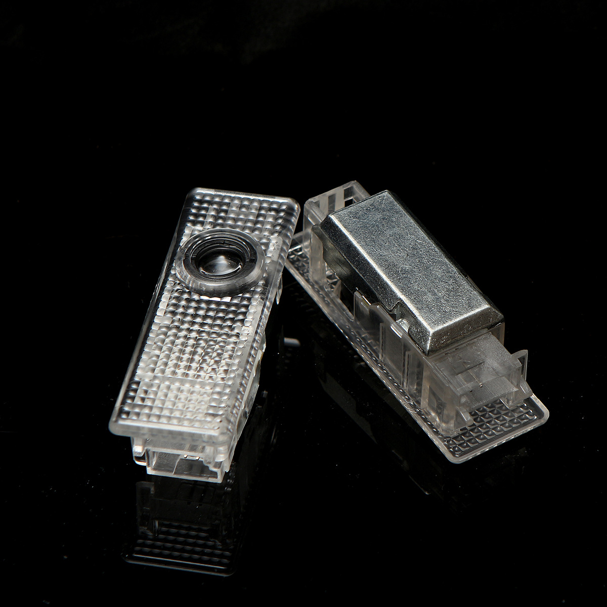 Adecuado para BMW lámpara de bienvenida lámpara de puerta vidrio cuarzo chip colorfast coche bienvenida lámpara de proyección lámpara