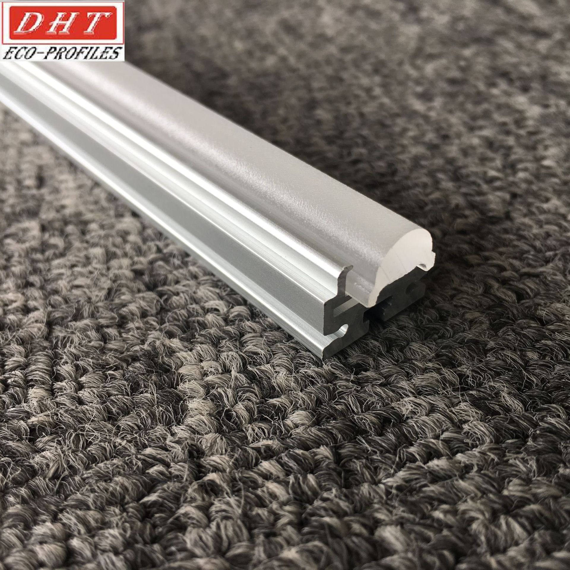 厂家直供多角度偏光透镜 线条灯透镜 黑板灯聚光透镜 洗墙灯透镜