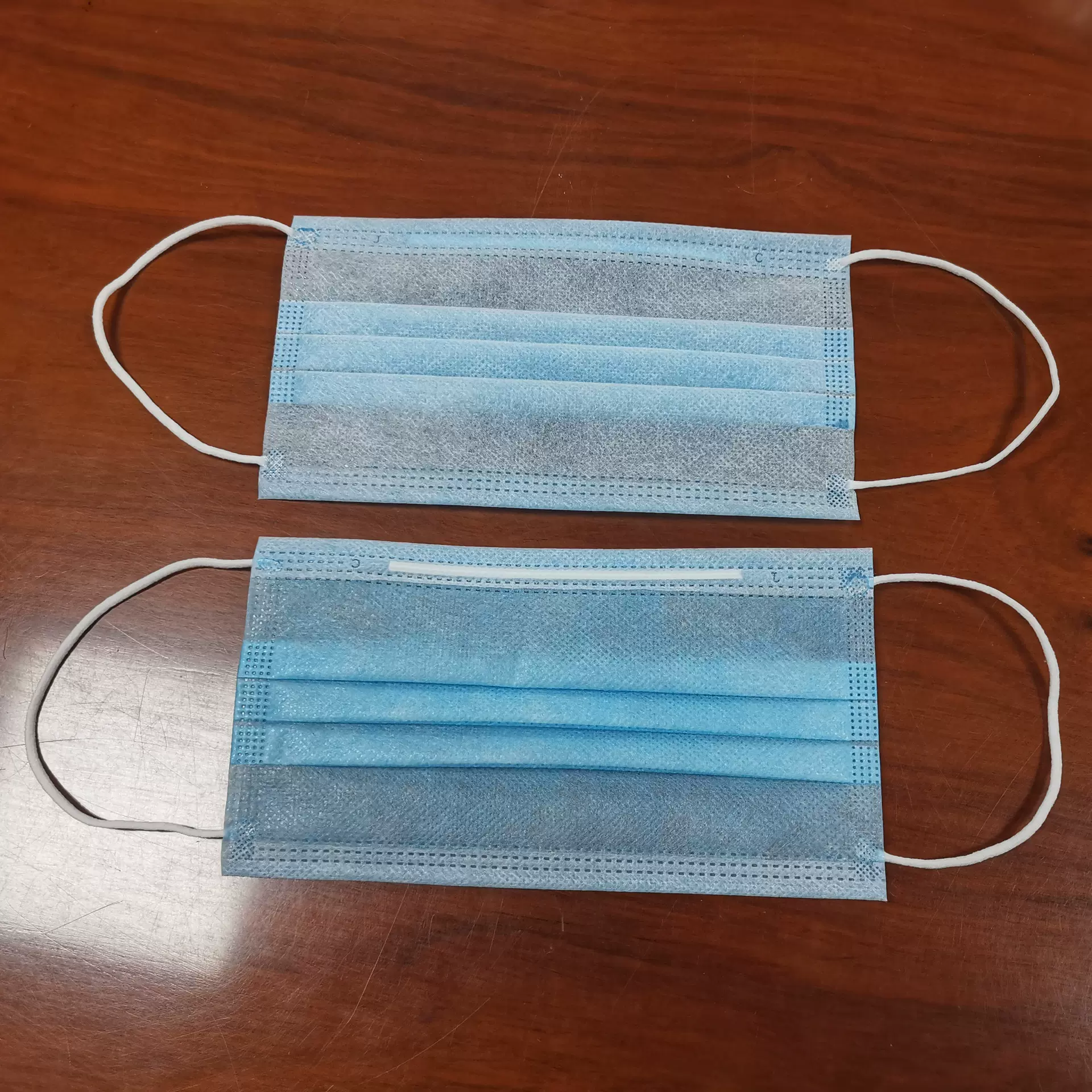 广东厂家批发一次性双层无纺布口罩 餐饮防尘口罩现货face mask