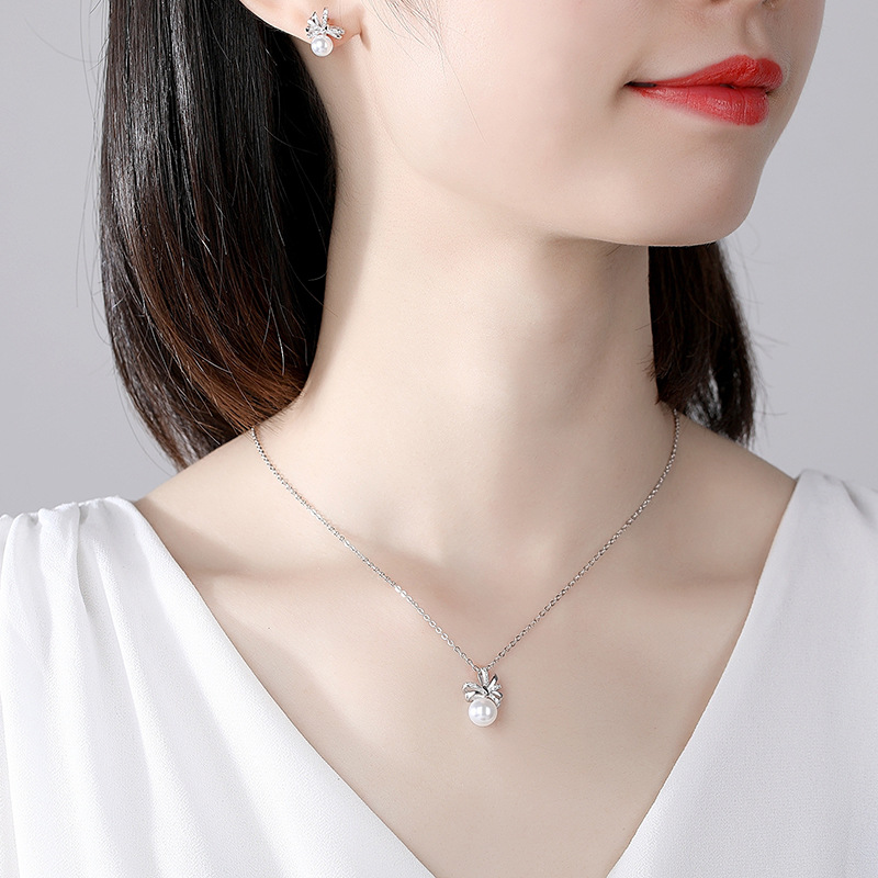 S925 collar de arco de plata esterlina de las mujeres popular Red rojo elegante simple cadena de clavícula ins viento frío para la novia