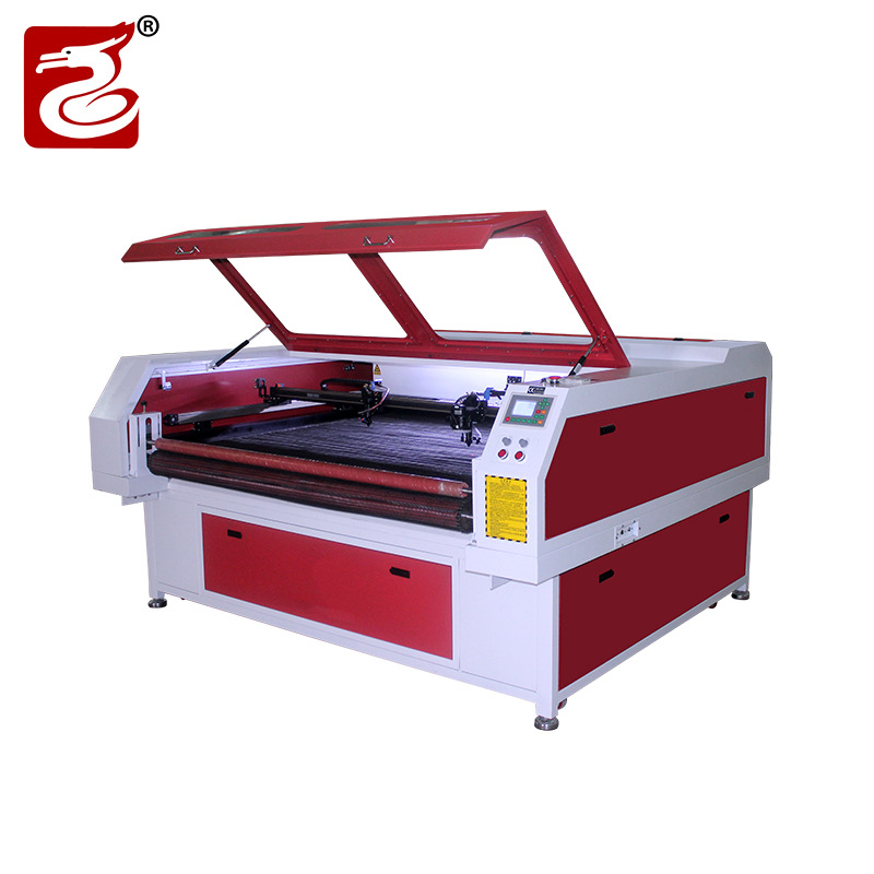 毛绒玩具窗帘布料服装皮革坐垫钥匙套自动送料切割机激光雕刻机