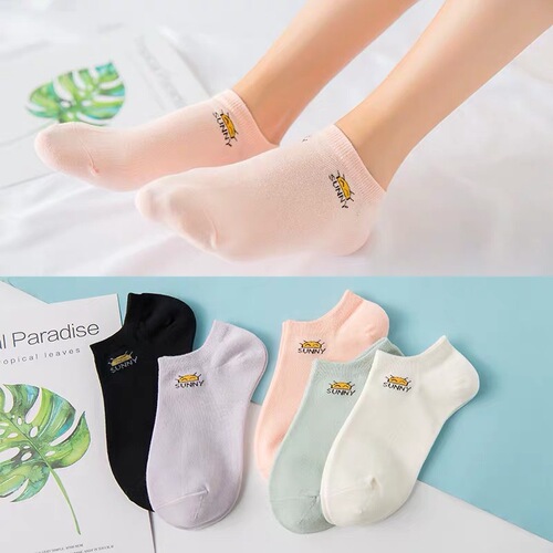 Spring and summer new style parallel bars smiling face short-tube women's socks, trendy casual cotton women's boat socks, street stall source socks