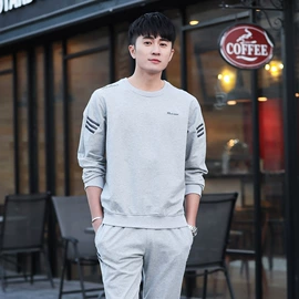 男式运动套装;运动套装;保暖套装