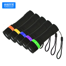 厂家供应仿铝合金强光可调焦塑料手电筒 多色可选塑料手电 LED灯