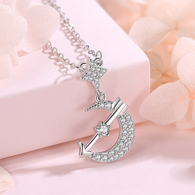 925 plata esterlina estrella Luna collar femenino neto popular rojo elegante simple Cupido flecha clavícula cadena viento frío para novia