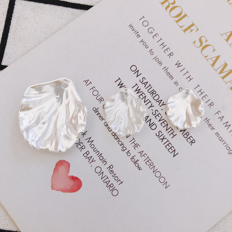 DIY accessories wholesale acrylic petal imitation shell flower leaf petal hair accessories hairpin earrings accessories DIY accessories wholesale acrylic petal imitation shell flower leaf petal hair accessories hairpin earrings accessories
