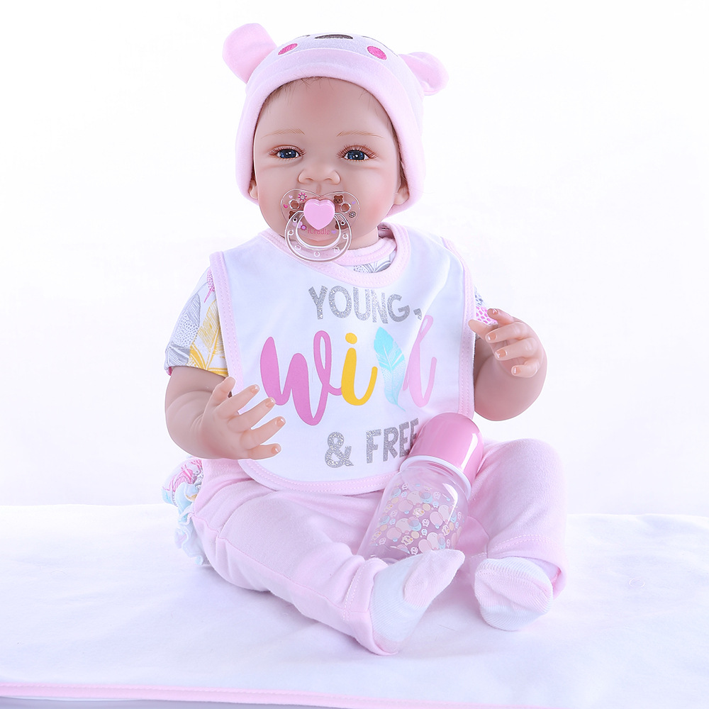 Simulación muñeca bebé sonriente cara lindo bebé transfronterizo Comercio exterior e-commerce suministro Venta caliente Nuevo recomendar