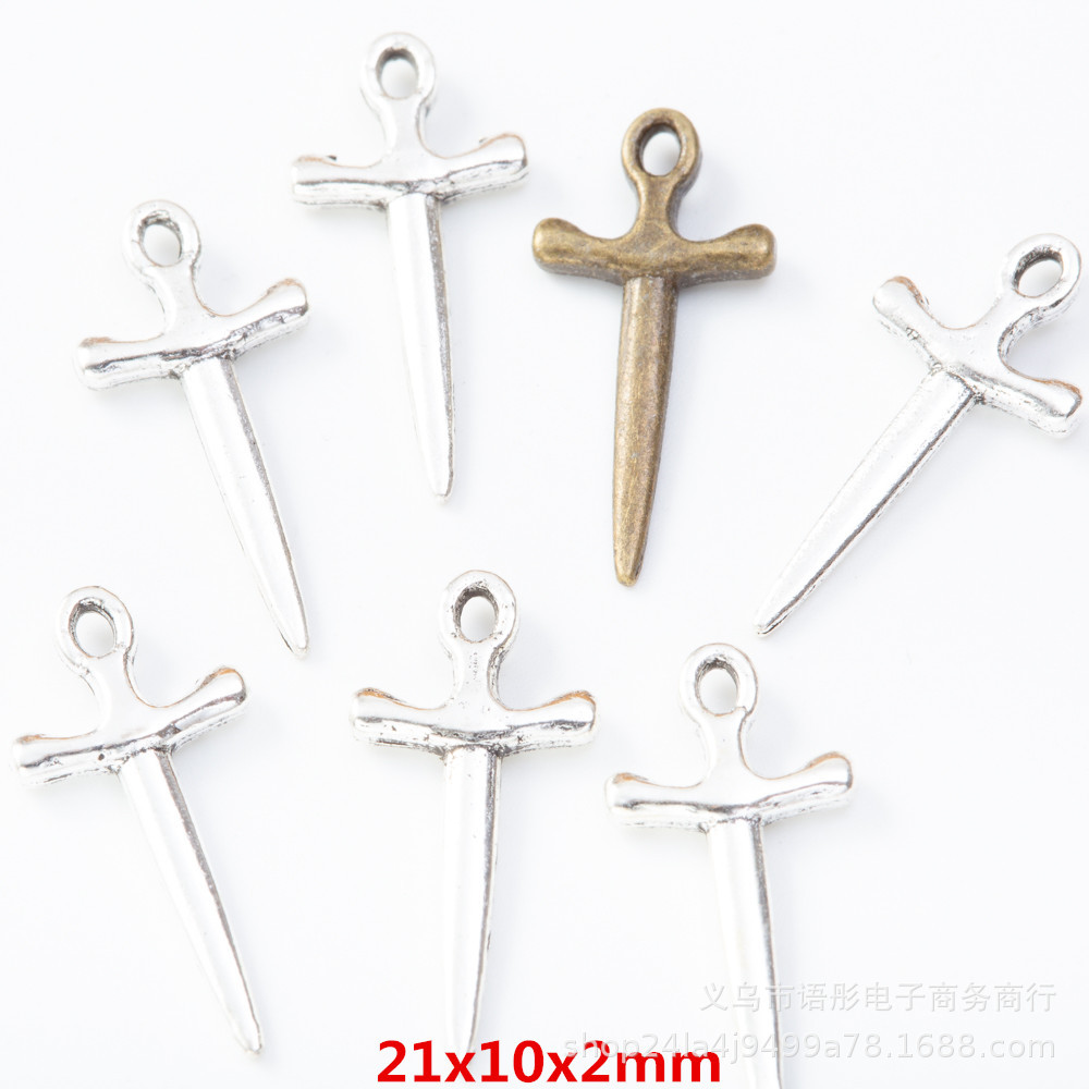Retro accessory with accessories