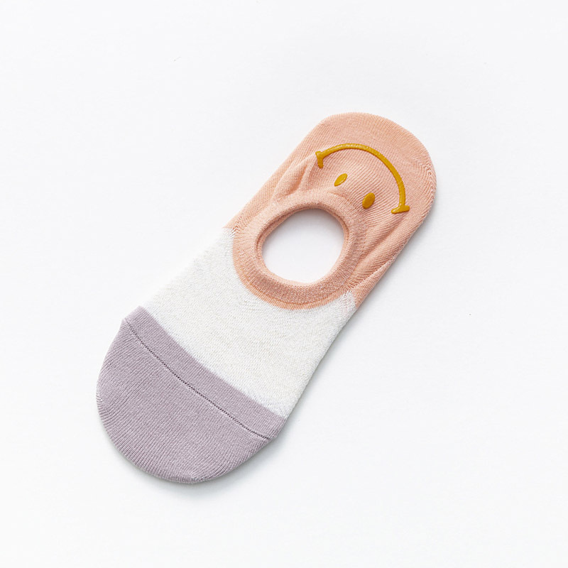 Calcetines de mujer a juego de color de algodón al por mayor con calcetines invisibles de silicona Primavera y verano tacón estampado en caliente cara sonriente calcetines de boca baja