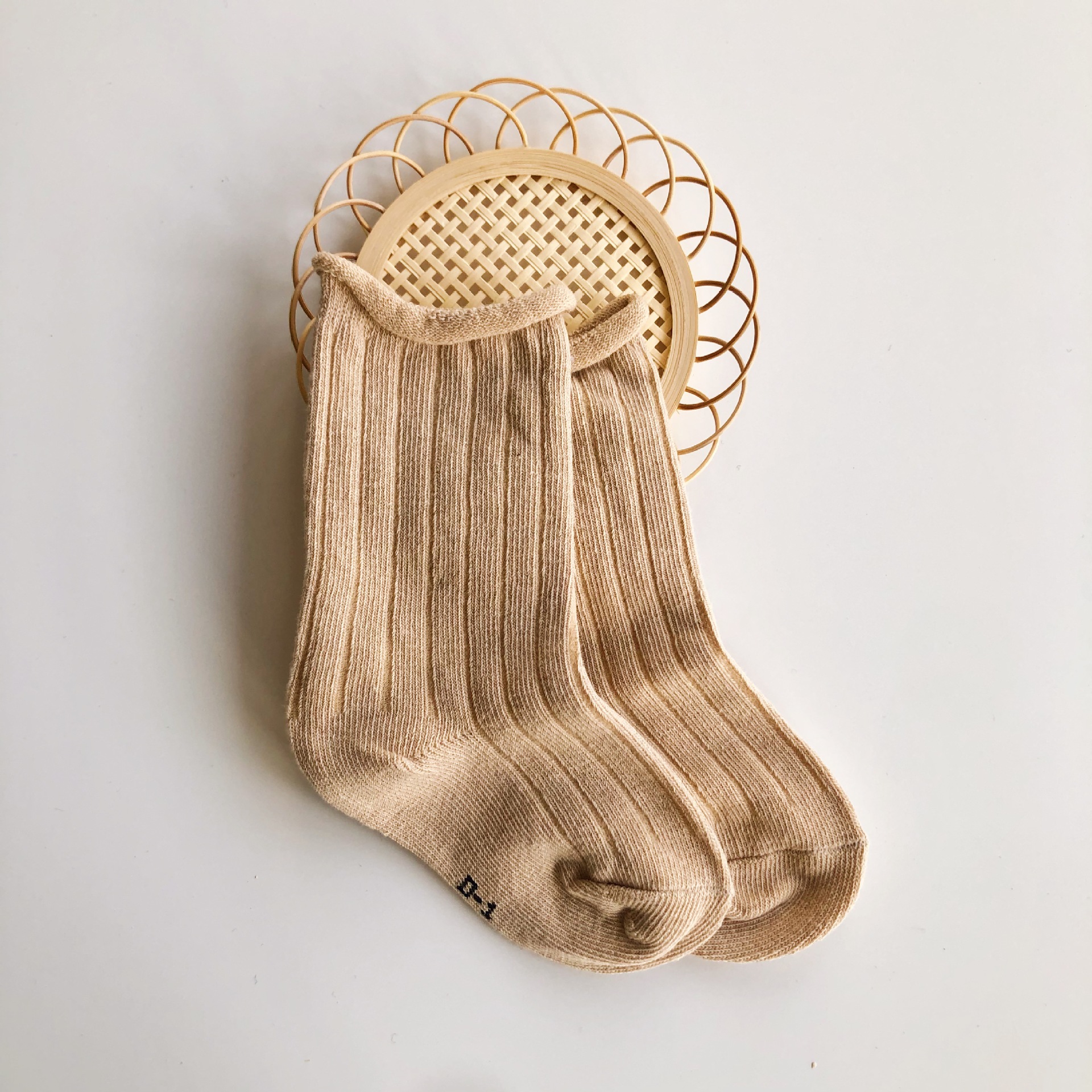 베이지색 한국 아기 양말