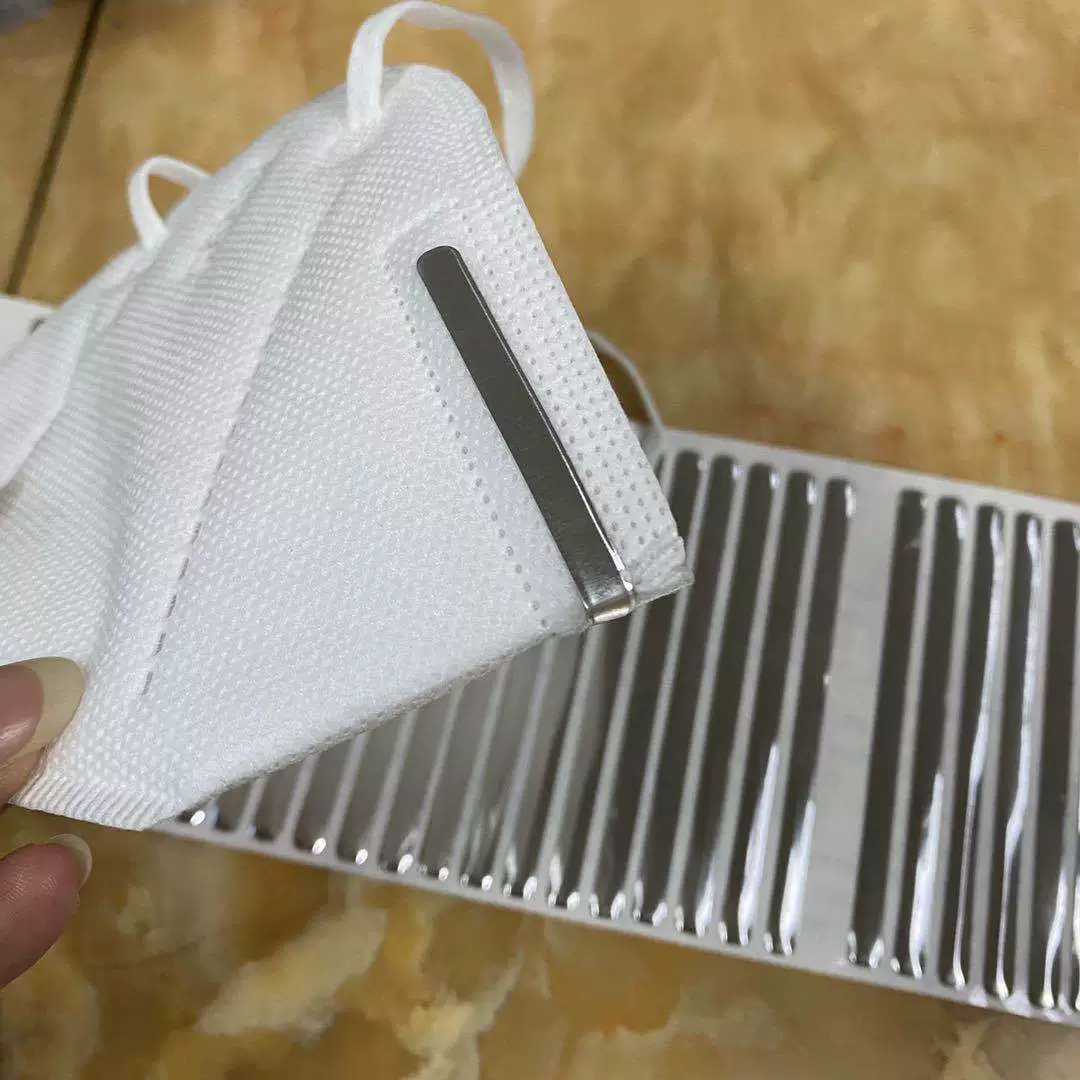 Фабрика Dongguan N95 маска для чашки Быстрая самоклеящаяся защитная алюминиевая полоса 512 клей 85*5*0,2 полоса переносицы оптом