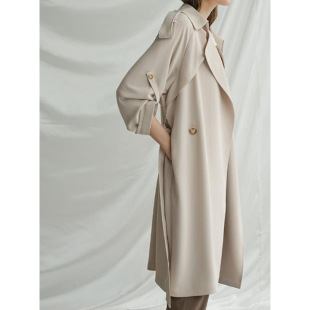 �F؛�S�����l���Ľz��������С���ӱ����ɫ���L���^ϥ�L��Ů��