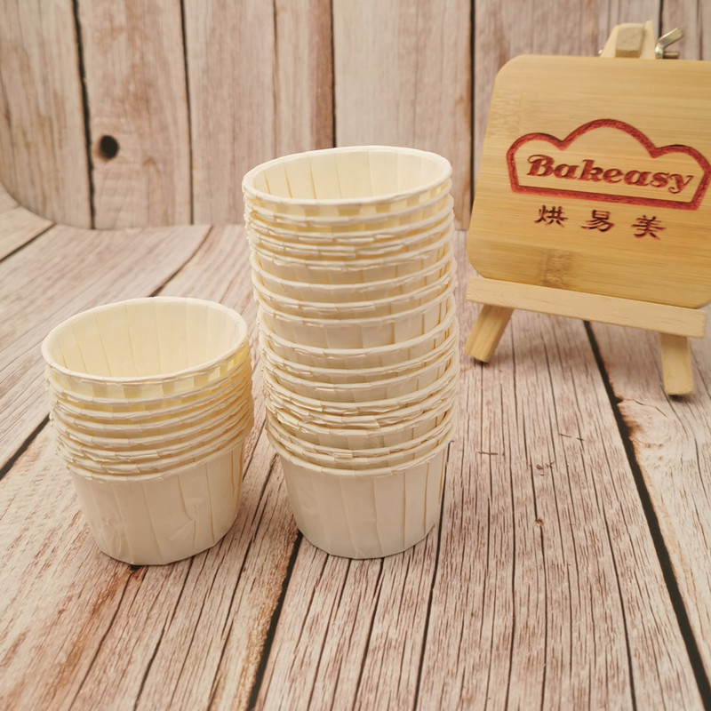 销售白色卷边蛋糕纸杯 烘焙蛋糕纸托 耐高温防油蛋糕纸模具