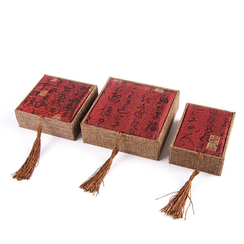 Japonés y coreano retro joyería caja anillo caja colgante caja elegante pulsera todo partido Flip caja de regalo al por mayor