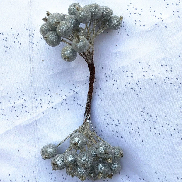 Silver pearl fruit