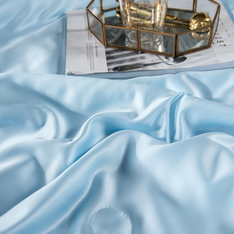 Conjunto de tres piezas de edredón fresco de verano de seda lavada verano desnudo durmiendo sensación fresca aire acondicionado edredón color sólido edredón de verano doble conjunto de cuatro piezas