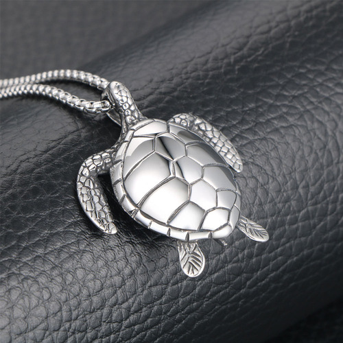 Cross-border supply titanium steel turtle necklace men and women longevity turtle pendant turtle accessories SP817